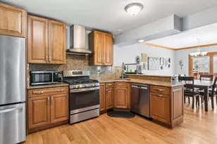 1009 E Wilson Ave, Lombard, IL 60148 - Photo 11