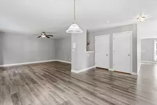 1601 Caton Ridge Dr, Plainfield, IL 60586 - Photo 3
