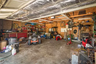 10202 Perry Road, Dekalb, IL 60115 - Photo 41