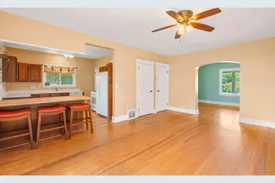 10202 Perry Road, Dekalb, IL 60115 - Photo 3