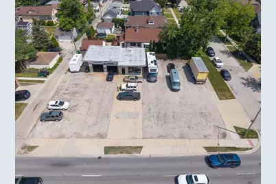 1030 W Touhy Avenue, Park Ridge, IL 60068 - Photo 1