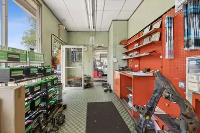 1030 W Touhy Avenue, Park Ridge, IL 60068 - Photo 15