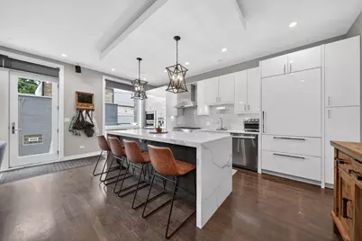 1751 W Roscoe Street #1S, Chicago, IL 60657 - Photo 3