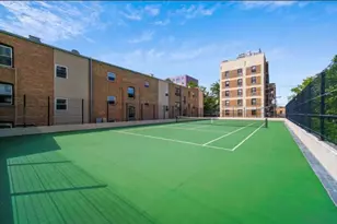 3930 N Pine Grove Ave, Chicago, IL 60613 - Photo 9