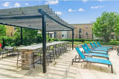 3930 N Pine Grove Avenue #1405, Chicago, IL 60613 - Photo 5