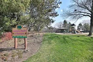 715 Masters Ln, Riverwoods, IL 60015 - Photo 39