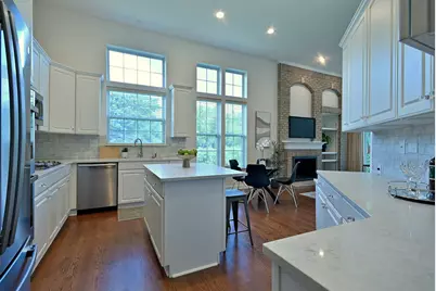 715 Masters Lane, Riverwoods, IL 60015 - Photo 9
