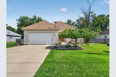 878 W Kennedy Road, Braidwood, IL 60408 - Photo 1