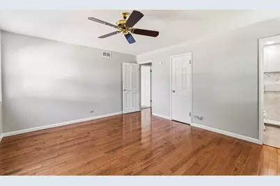 933 W Gilbert Avenue, Palatine, IL 60067 - Photo 19