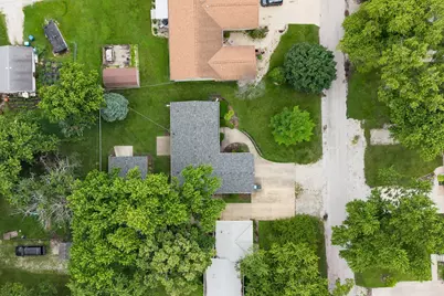 704 E North Street, Pontiac, IL 61764 - Photo 37