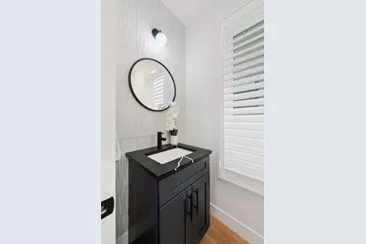5348 W Argyle Street, Chicago, IL 60630 - Photo 11