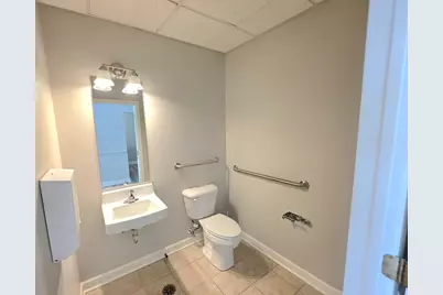 2450 Grass Lake Road #B, Lindenhurst, IL 60046 - Photo 5