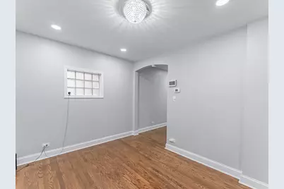 8252 S Calumet Avenue, Chicago, IL 60619 - Photo 5