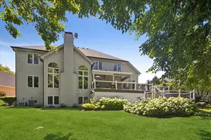 2S351 Chaucer Ct, Glen Ellyn, IL 60137 - Photo 31