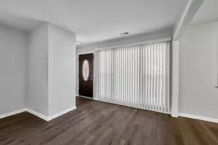 11535 S Sacramento Dr, Merrionette Park, IL 60803 - Photo 9