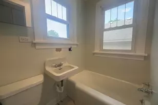 126 E Glover St, Ottawa, IL 61350 - Photo 19