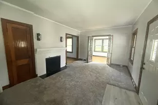 126 E Glover St, Ottawa, IL 61350 - Photo 7