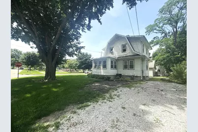126 E Glover Street, Ottawa, IL 61350 - Photo 3