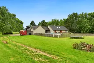 41W580 Rohrsen Rd, Elgin, IL 60124 - Photo 61