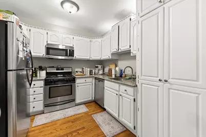2422 N Seminary Avenue, Chicago, IL 60614 - Photo 9