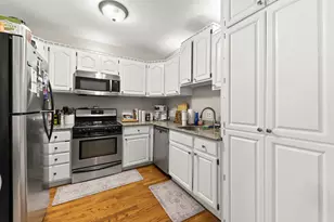 2422 N Seminary Ave, Chicago, IL 60614 - Photo 9