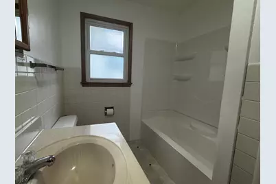 223 N Washington Street, Genoa, IL 60135 - Photo 11