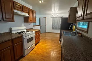 223 N Washington St, Genoa, IL 60135 - Photo 3