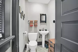 505 W Washington St, Champaign, IL 61820 - Photo 13