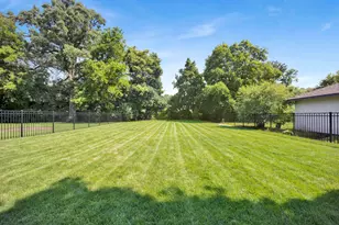 410 W Maple St, Lombard, IL 60148 - Photo 43
