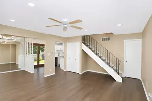 1796 Queensbury Cir, Hoffman Estates, IL 60169 - Photo 5