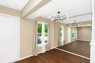 1796 Queensbury Cir, Hoffman Estates, IL 60169 - Photo 13