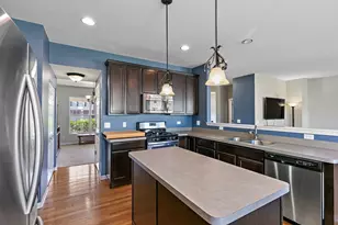 6N495 Roosevelt Ave, Saint Charles, IL 60174 - Photo 9