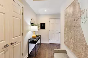 2330 W St Paul Ave, Chicago, IL 60647 - Photo 3