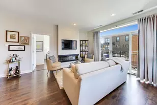 2330 W St Paul Ave, Chicago, IL 60647 - Photo 5