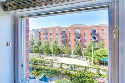 2330 W St Paul Avenue #401, Chicago, IL 60647 - Photo 7