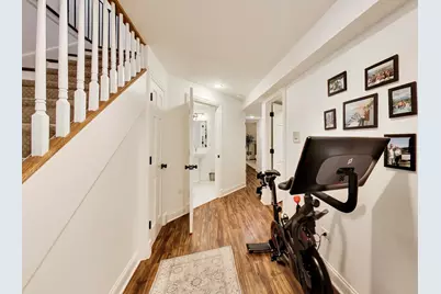 3729 N Magnolia Avenue #1, Chicago, IL 60613 - Photo 17