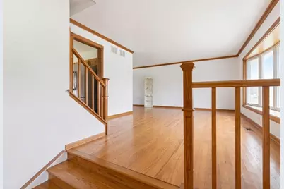 762 Oakwood Drive, Westmont, IL 60559 - Photo 3