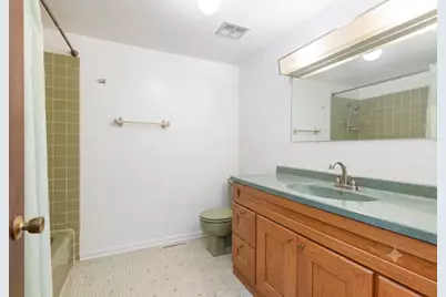 762 Oakwood Drive, Westmont, IL 60559 - Photo 11