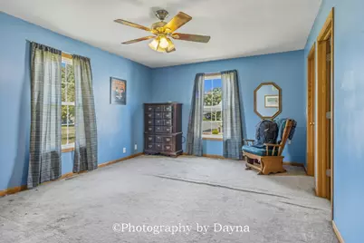 475 S Elm Avenue, Saint Anne, IL 60964 - Photo 9