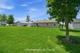 475 S Elm Ave, Saint Anne, IL 60964 - Photo 19