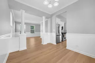 244 Buckingham Dr, Grayslake, IL 60030 - Photo 5