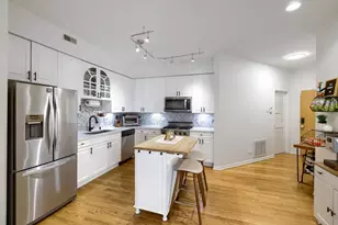 1962 W Lawrence Ave, Chicago, IL 60640 - Photo 3