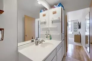 1962 W Lawrence Ave, Chicago, IL 60640 - Photo 11