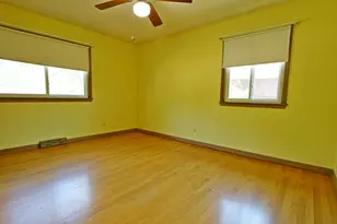 8808 S Pleasant Ave, Hickory Hills, IL 60457 - Photo 13