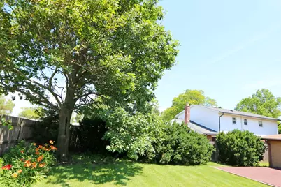 8808 S Pleasant Avenue, Hickory Hills, IL 60457 - Photo 29