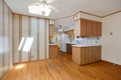 79 Eden Road, Elk Grove Village, IL 60007 - Photo 5