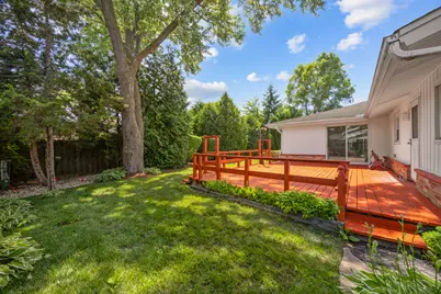 79 Eden Road, Elk Grove Village, IL 60007 - Photo 25