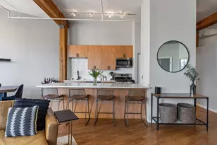 520 W Huron St, Chicago, IL 60654 - Photo 9