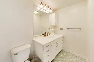 222 Washington Blvd, Oak Park, IL 60302 - Photo 15