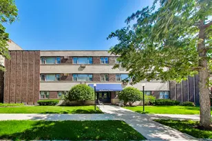 222 Washington Blvd, Oak Park, IL 60302 - Photo 1